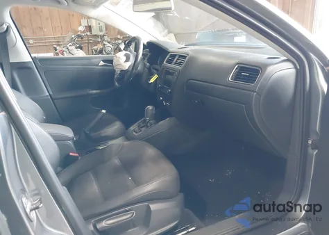 2012 Volkswagen Jetta 2.5L Se z USA, uszkodzony, nr VIN 3VWDP7AJ6CM065513